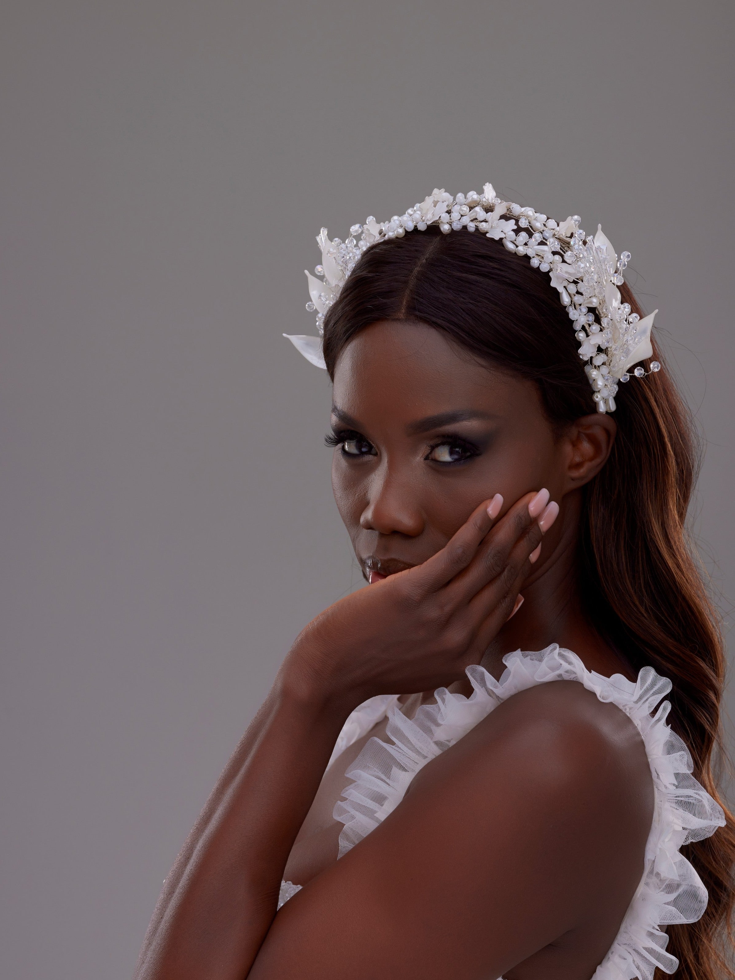 Elegant Flower and Pearl Detailed Bridal Tiara