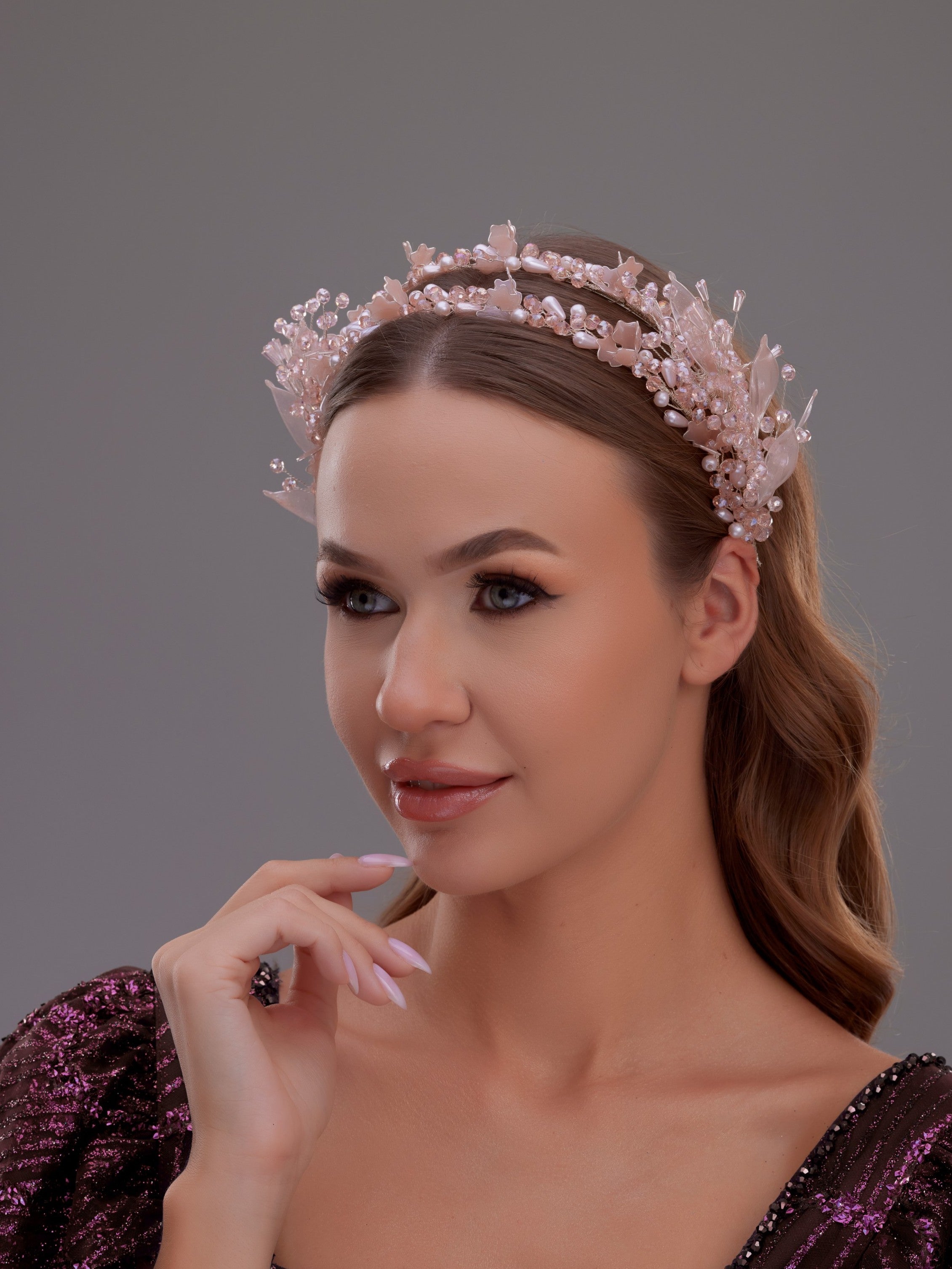 Elegant Flower and Pearl Detailed Bridal Tiara