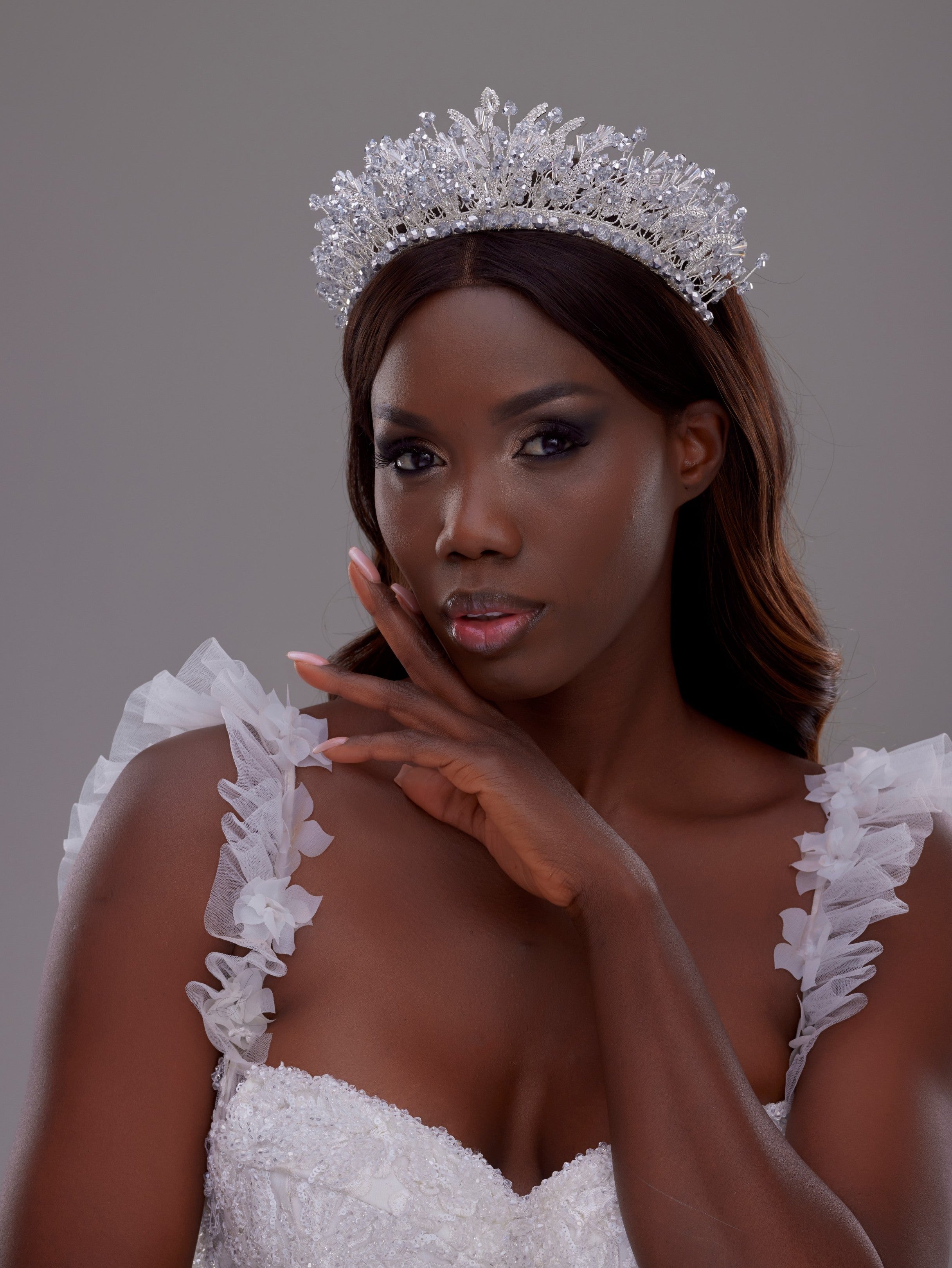 Luxurious Crystal Bridal Tiara | Stunning Metal Structure and Sparkling Beaded Embroidery