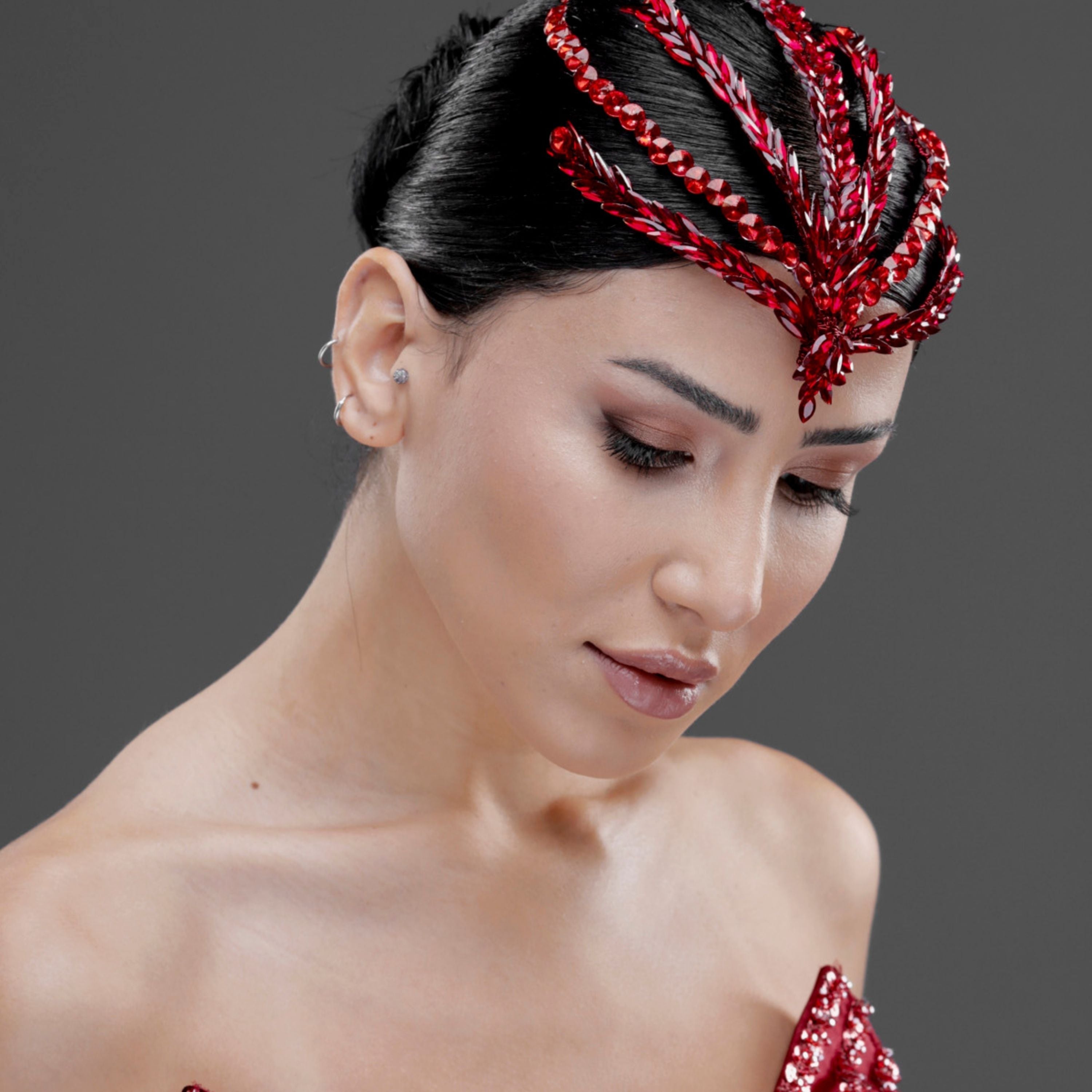 Kına Gecesinde Modern Aksesuarlar: 2025–2026 Trendleri