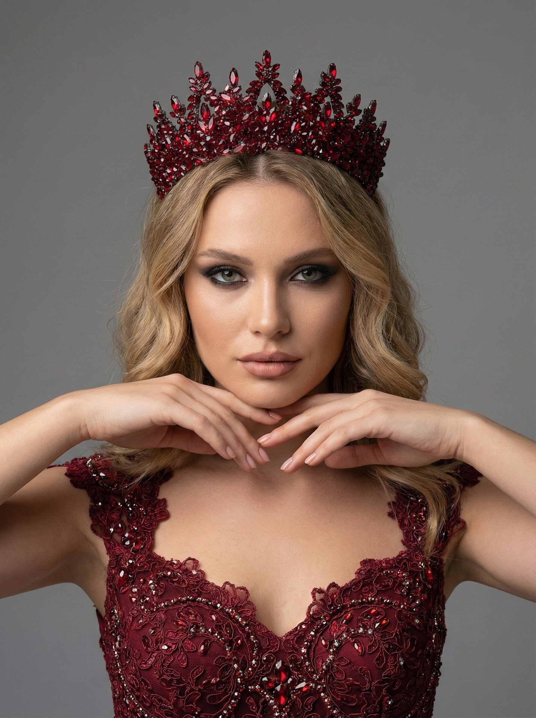 Işıltılı Kristal Gelin Tacı- Özel Gün Saç Aksesuarı