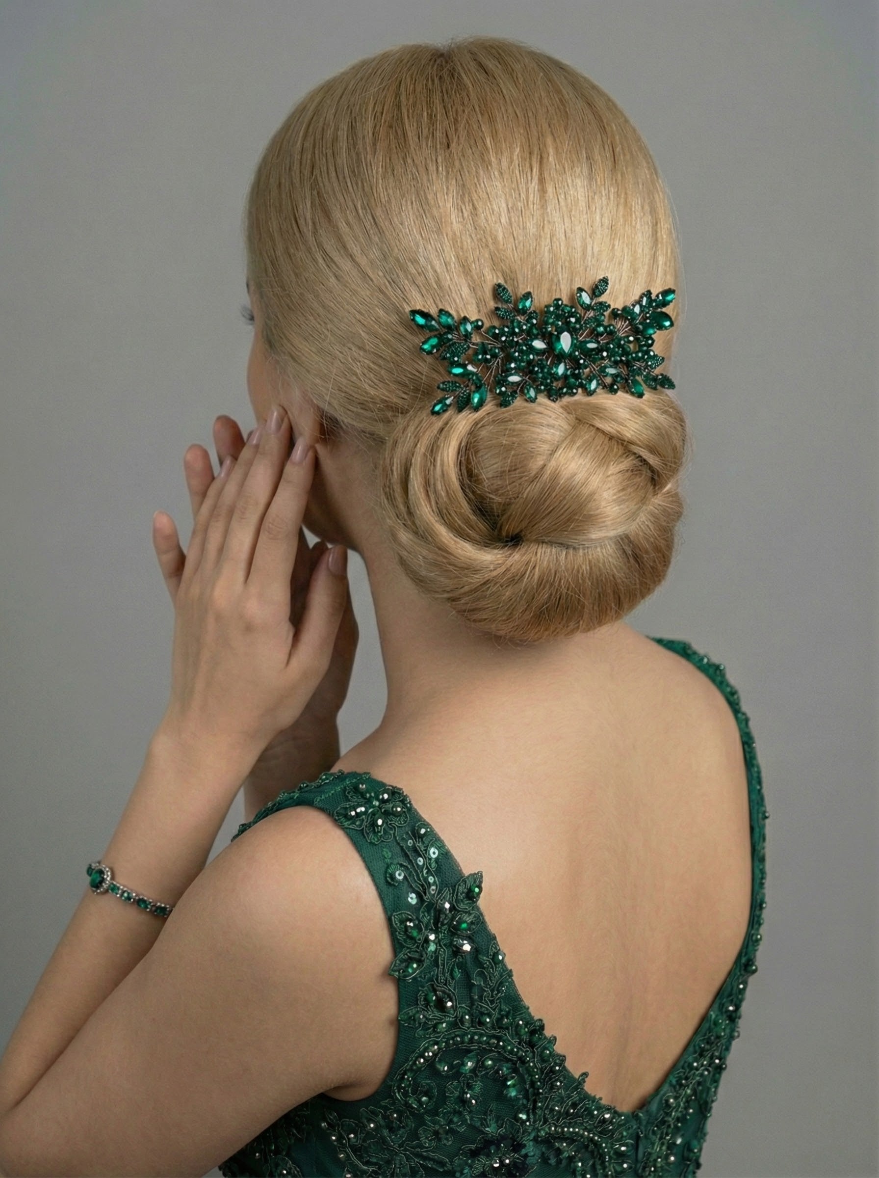 Kristal Taşlı Saç Tokası – Özel Günler için Şık ve Zarif Tasarım