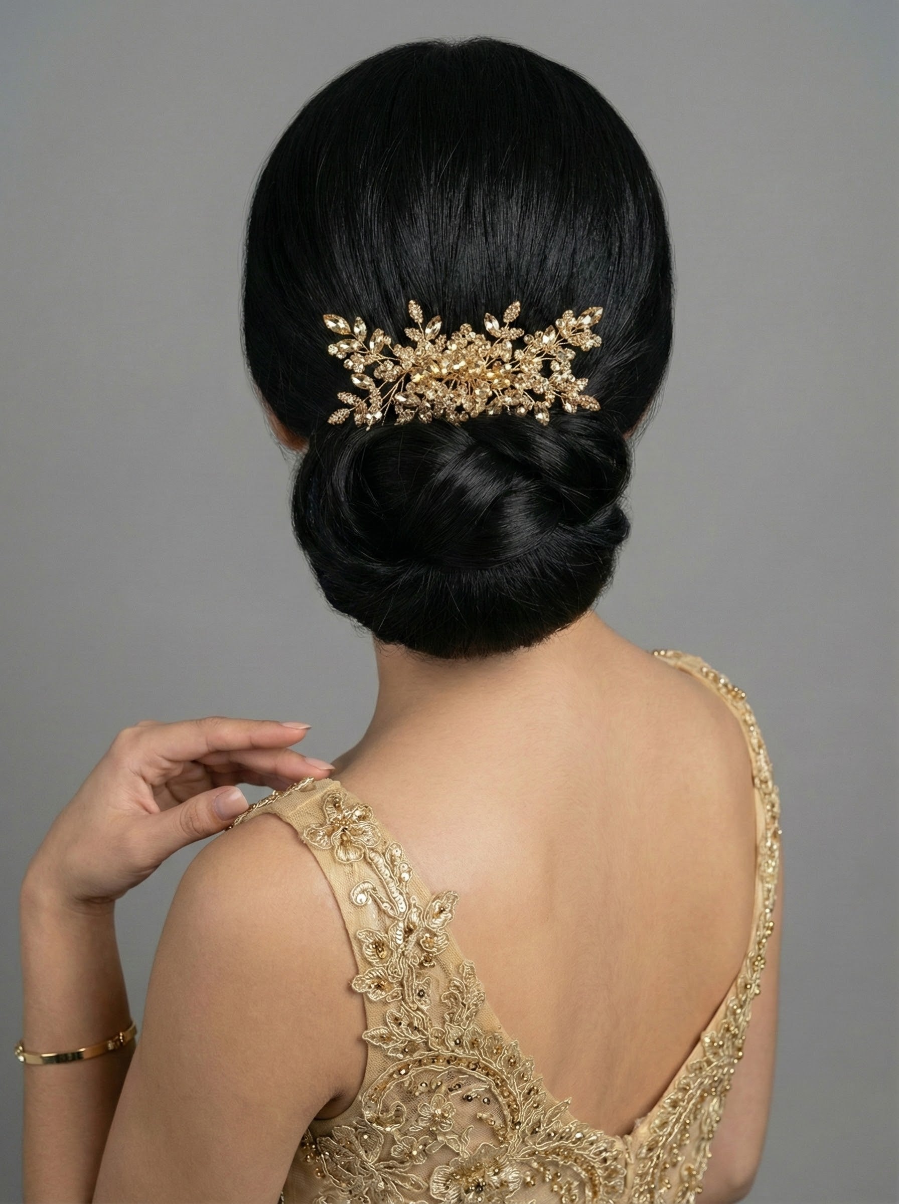 Kristal Taşlı Saç Tokası – Özel Günler için Şık ve Zarif Tasarım