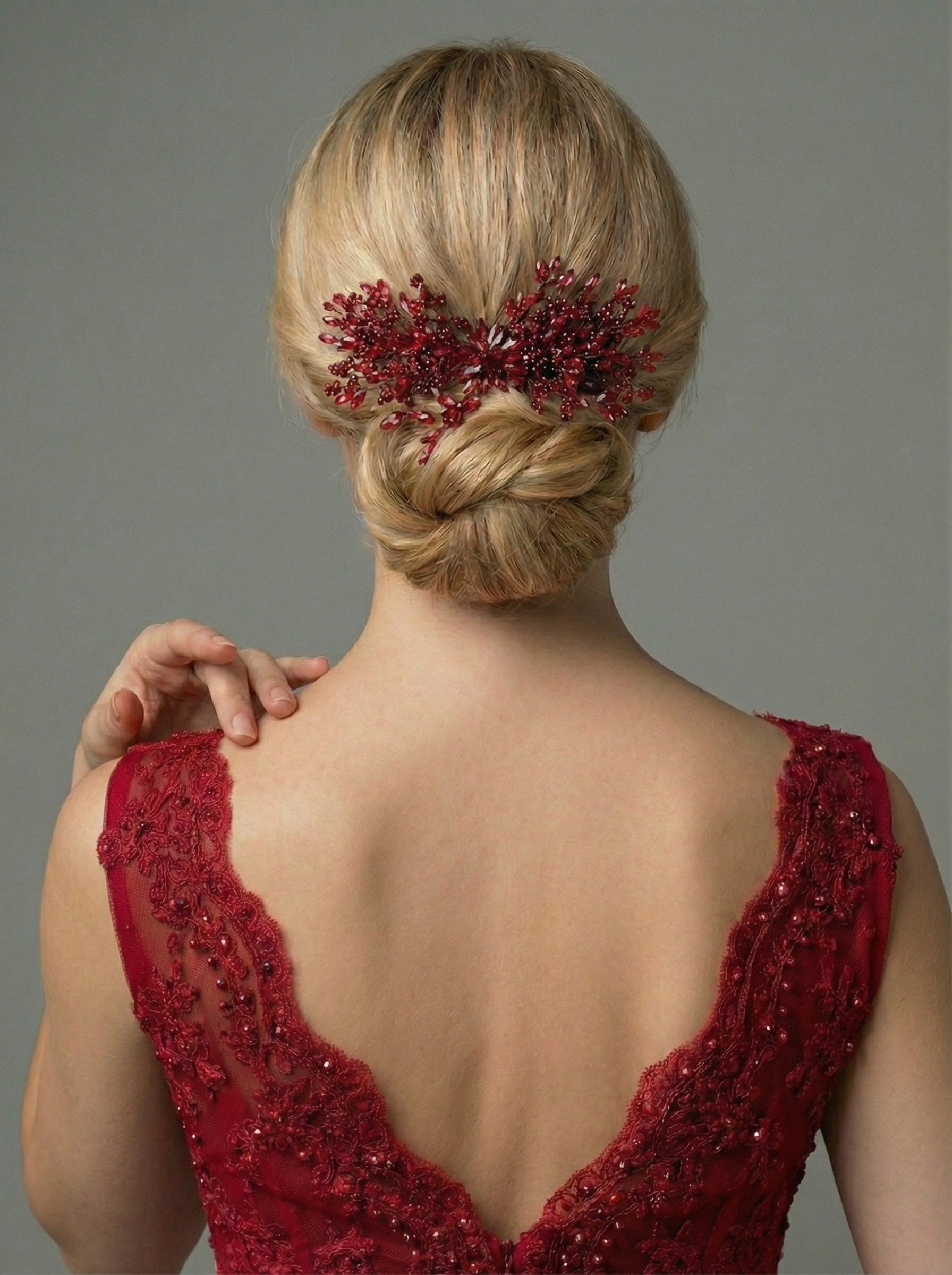 Kristal Taşlı Saç Tokası – El Yapımı Özel Gün Aksesuarı