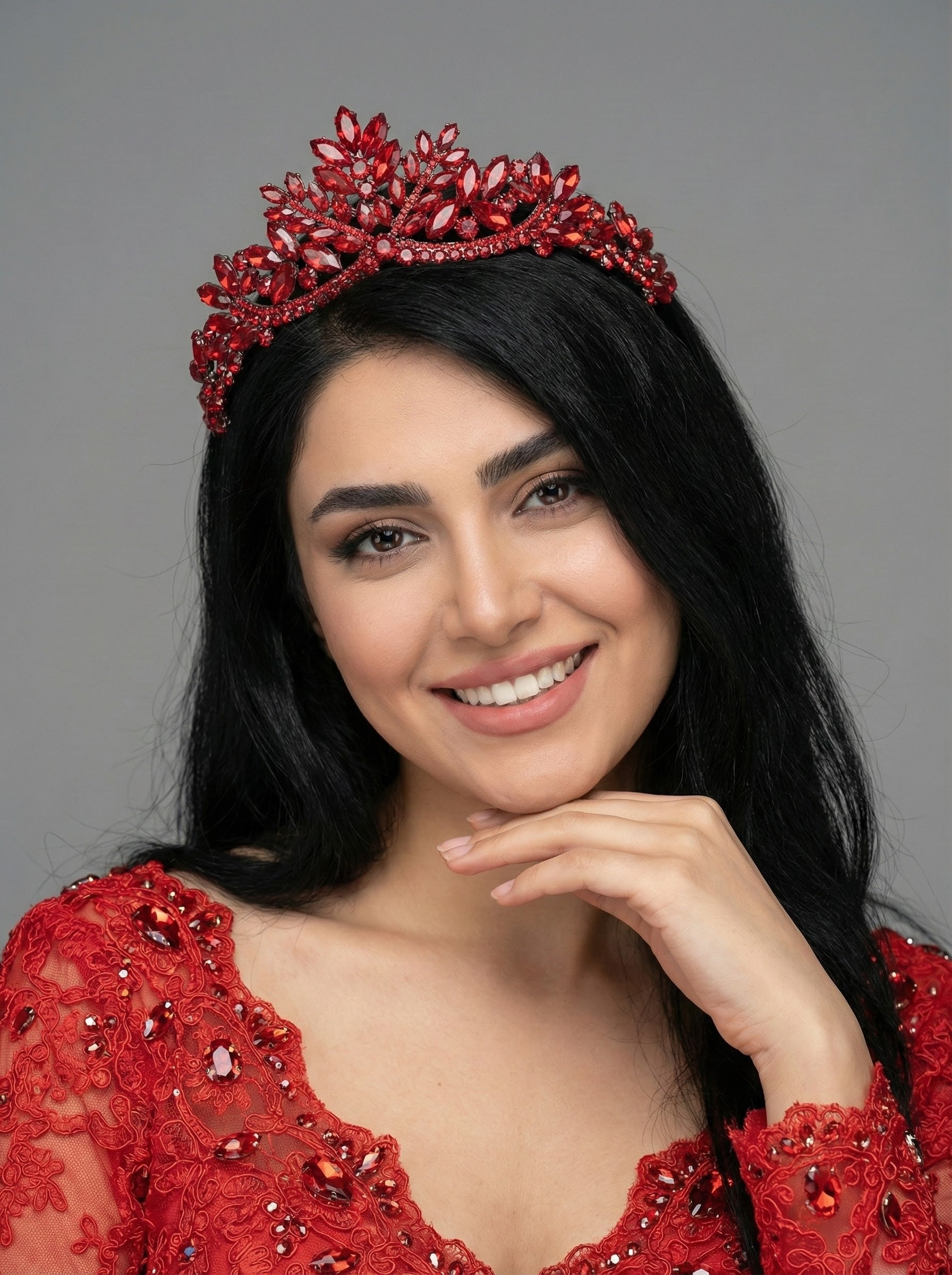 Kristal Taşlı Yaprak Desenli Gelin Tacı Işıltılı Düğün Saç Aksesuarı