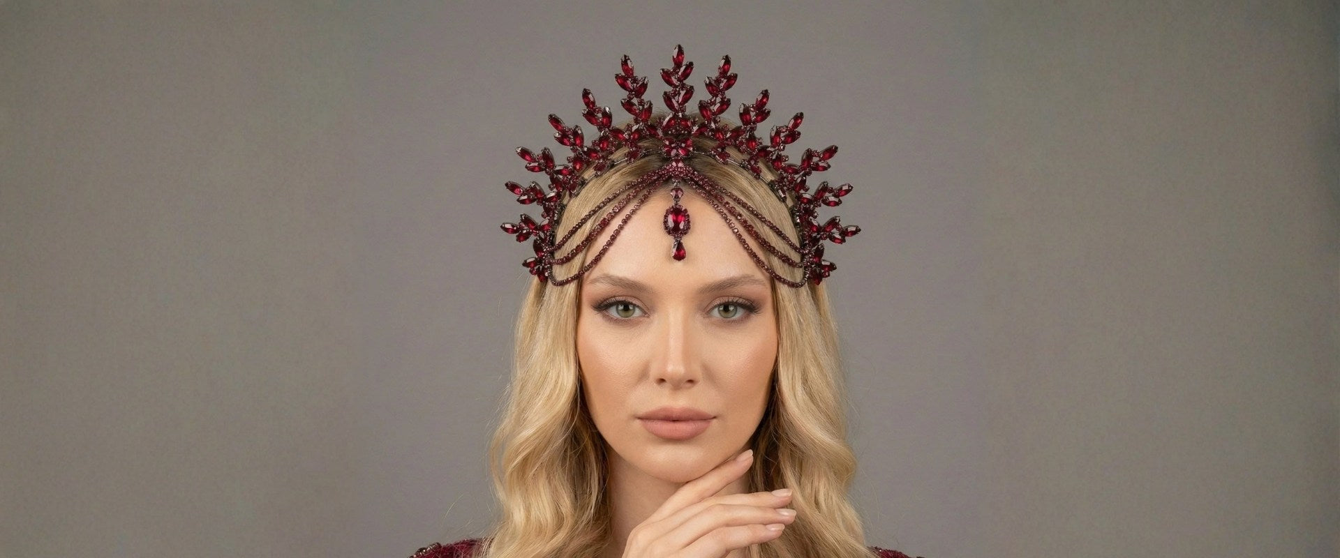 Merak Uyandıran, <br>
İlgi Çekici