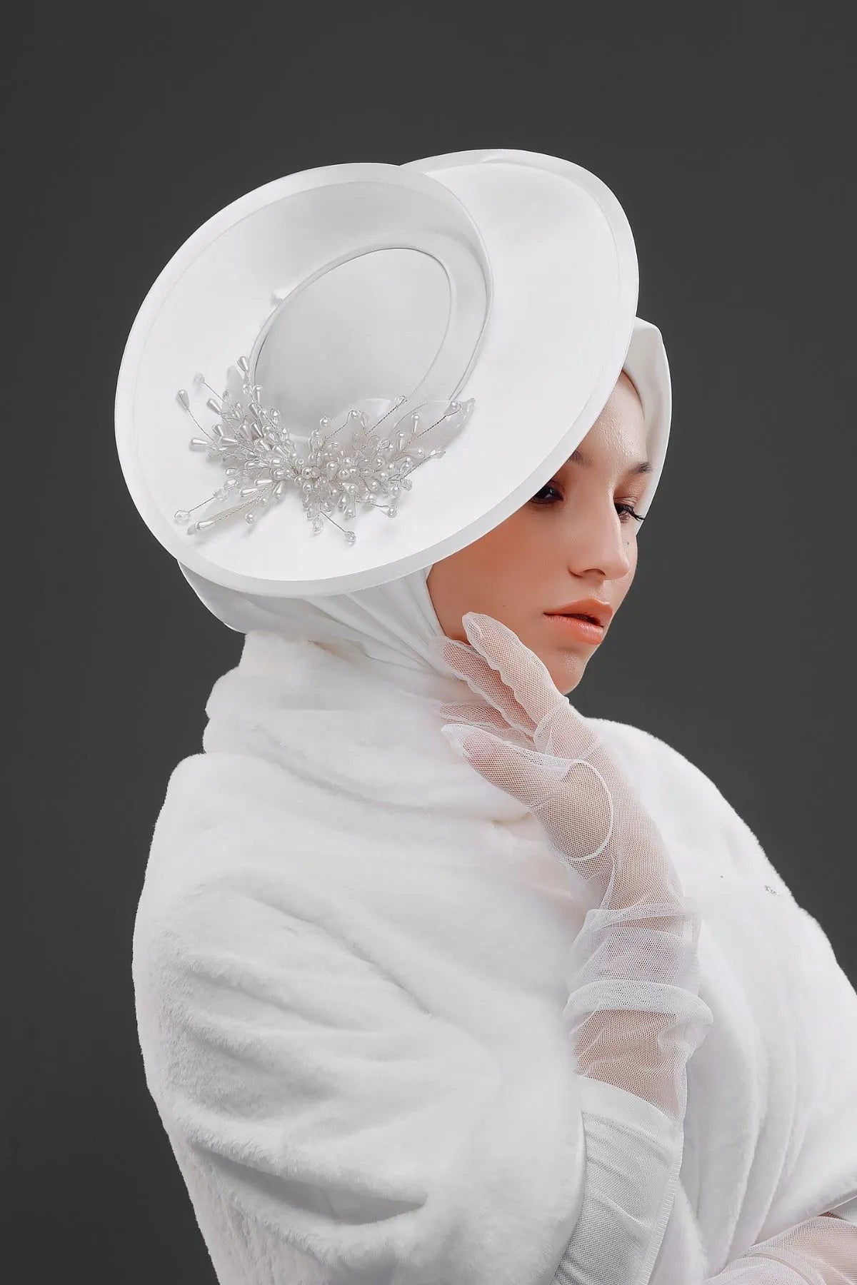 Vintage Fransız Stil Şapka Formlu Fascinator – Zarif Özel Tasarım Kadın Aksesuar