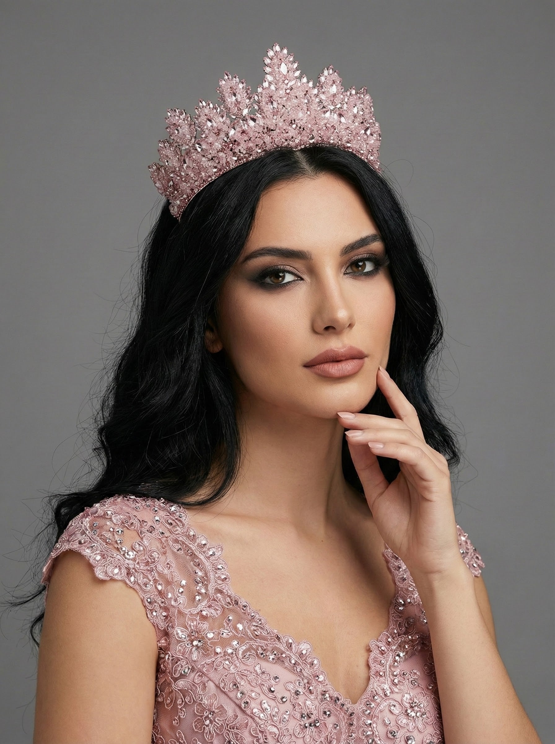 Işıltılı Kristal Taç – El Yapımı Özel Gün Tacı