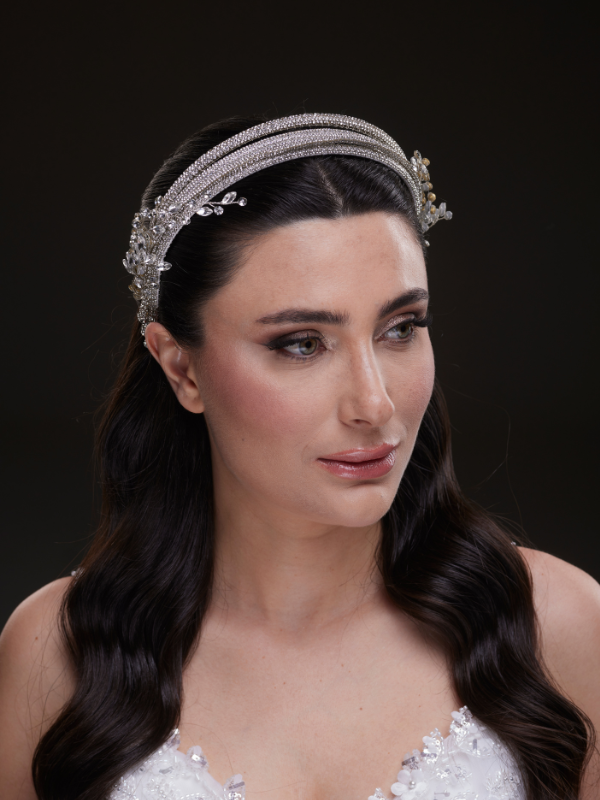 تاج زفاف من الكريستال الفضي