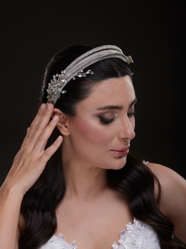 تاج زفاف من الكريستال الفضي