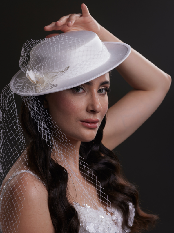 Fileli Beyaz Gelin Şapkası – Vintage Stil Nikah & Söz Aksesuarı | El Yapımı Özel Tasarım