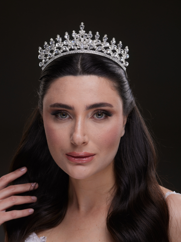 Kristal Taşlı Kraliçe Model Gelin Tacı Işıltılı Düğün Saç Aksesuarı